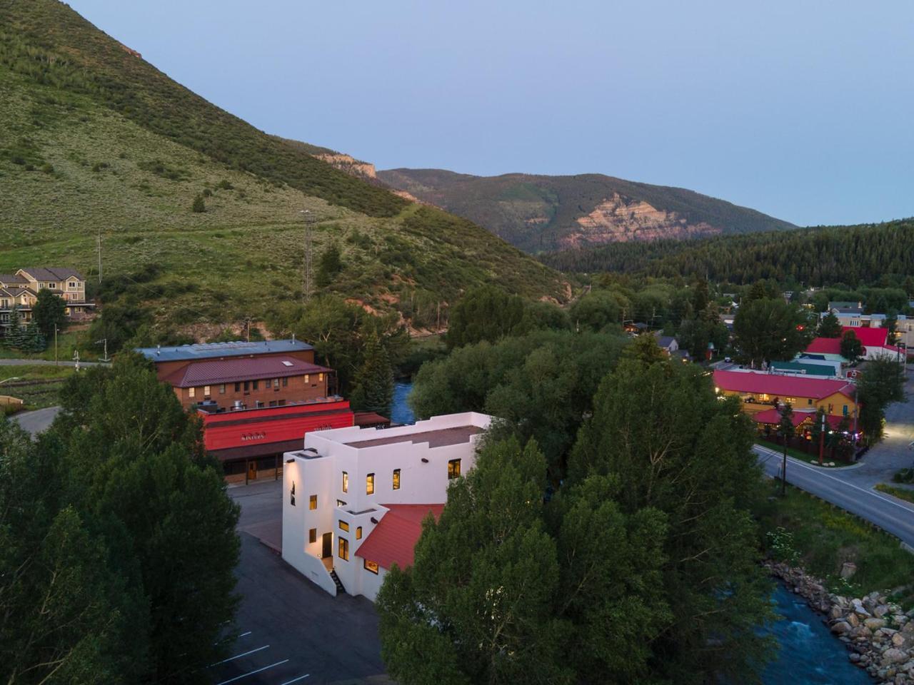 Eagle River Inn Minturn ภายนอก รูปภาพ
